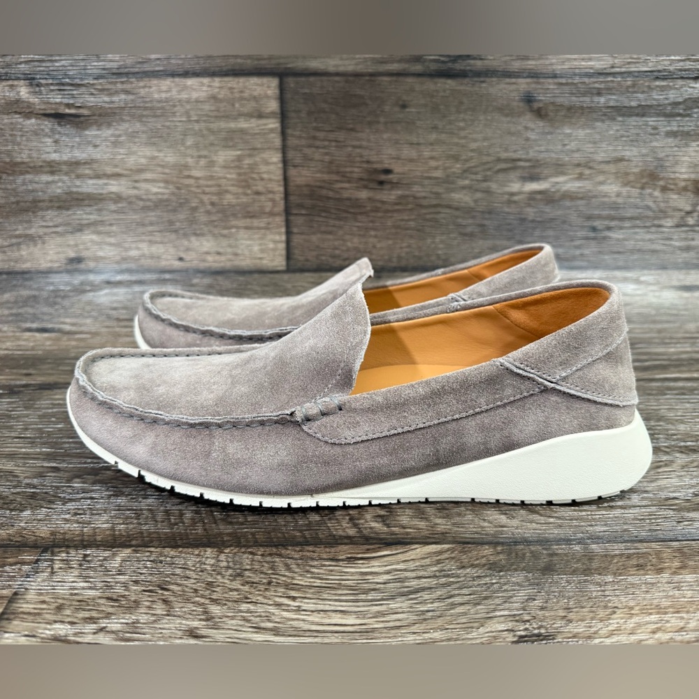 OluKai Ka'a Loafer Slip on Shoes Men's Size 10.5 Grey New Flaw